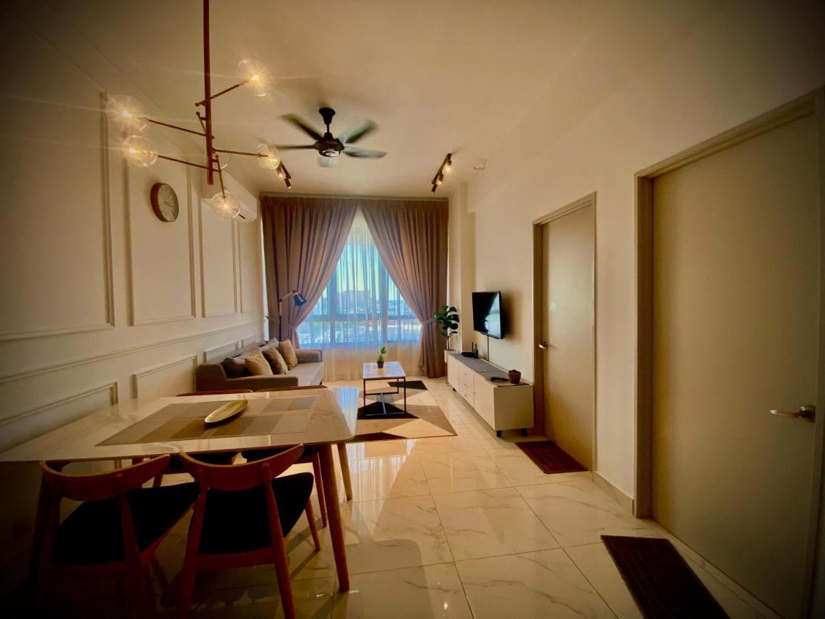 JsAdli Suite TROIKA RESIDENCE Kota Bharu Bagian luar foto